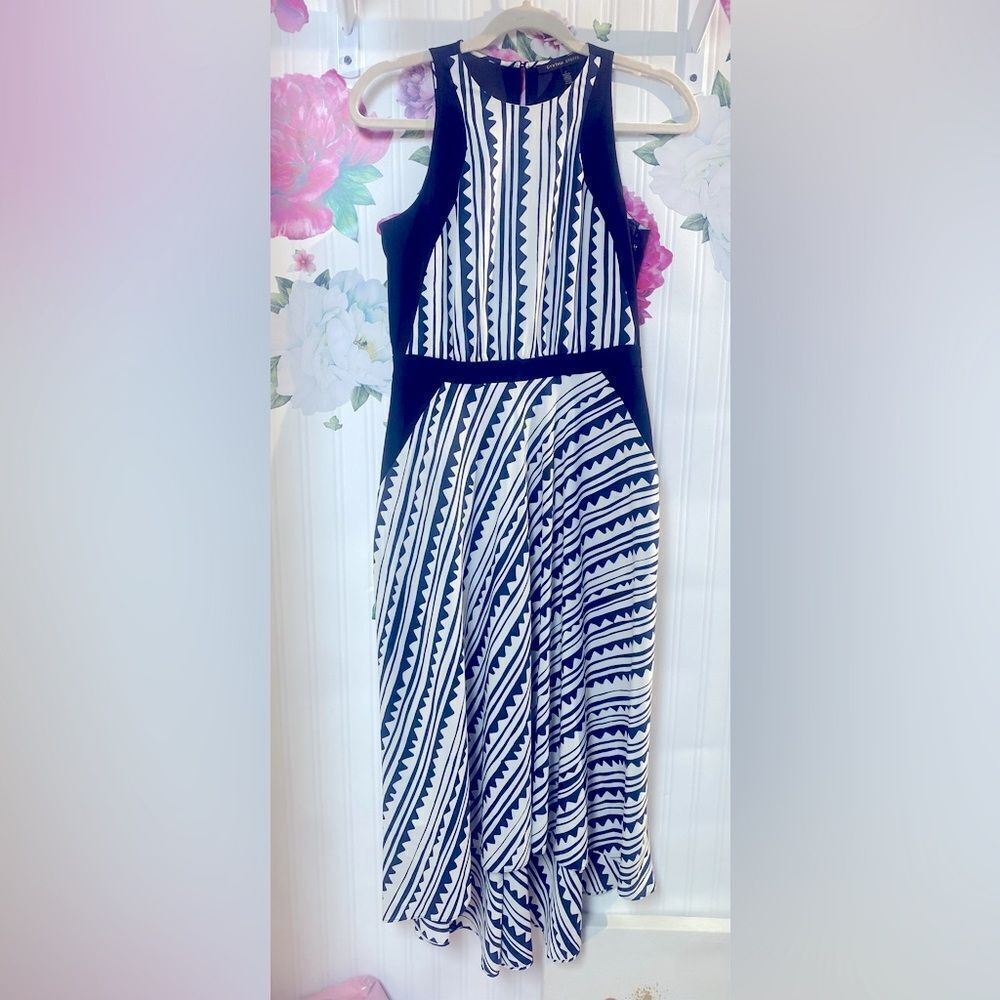 Cynthia Steffe Black and White Striped Women's Dress Sz 2‎